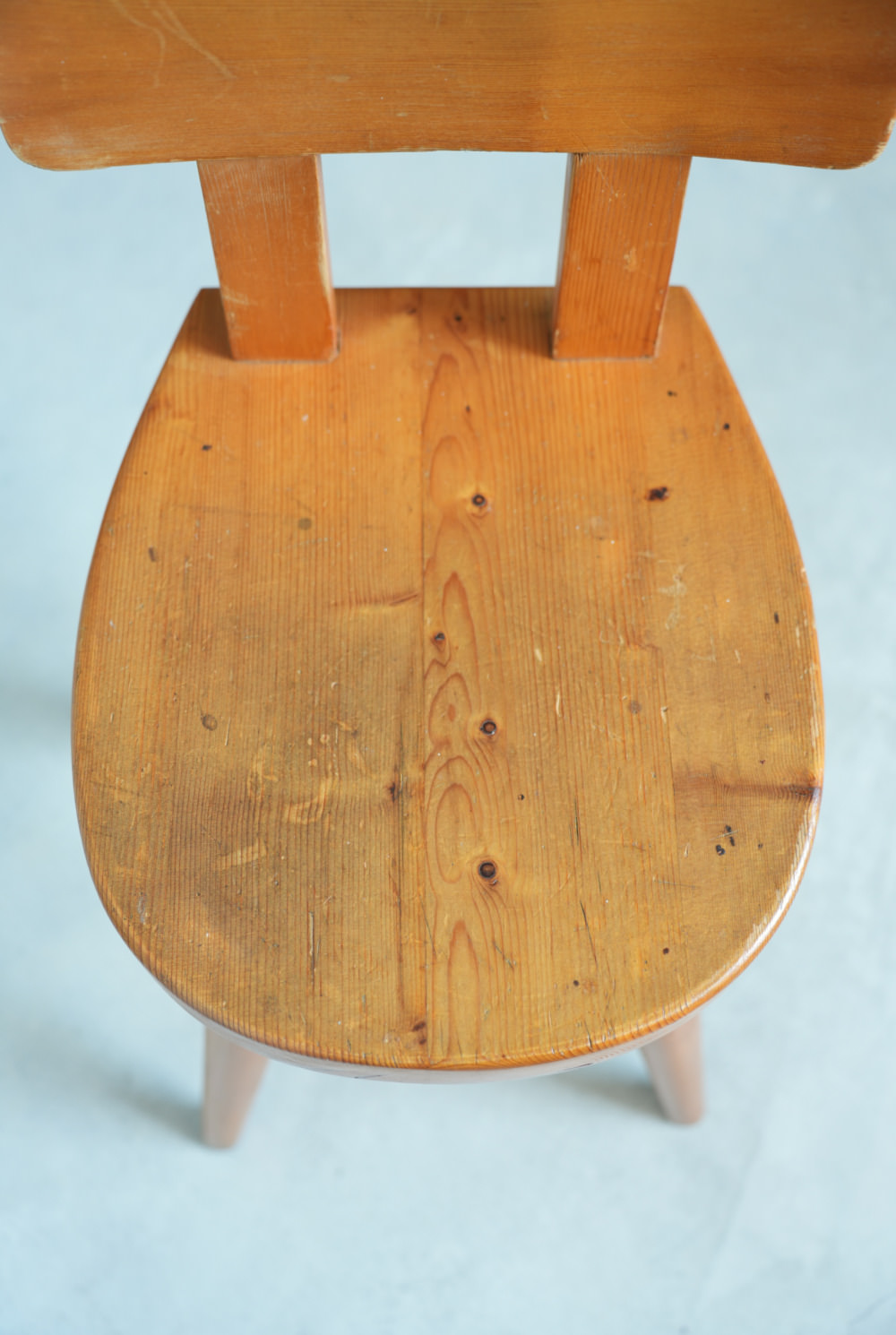 Christian Durupt / Meribel Chair｜LIGHT YEARS