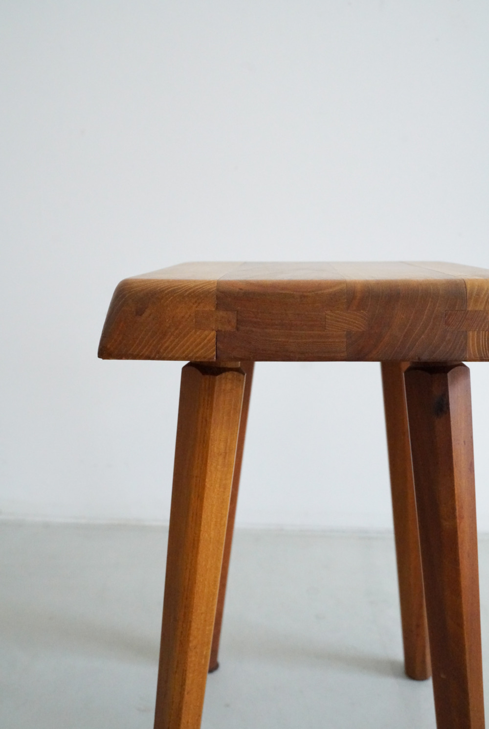 Pierre Chapo / S01 Stool|LIGHT YEARS Pierre Chapo / S01 Stool|LIGHT YEARS