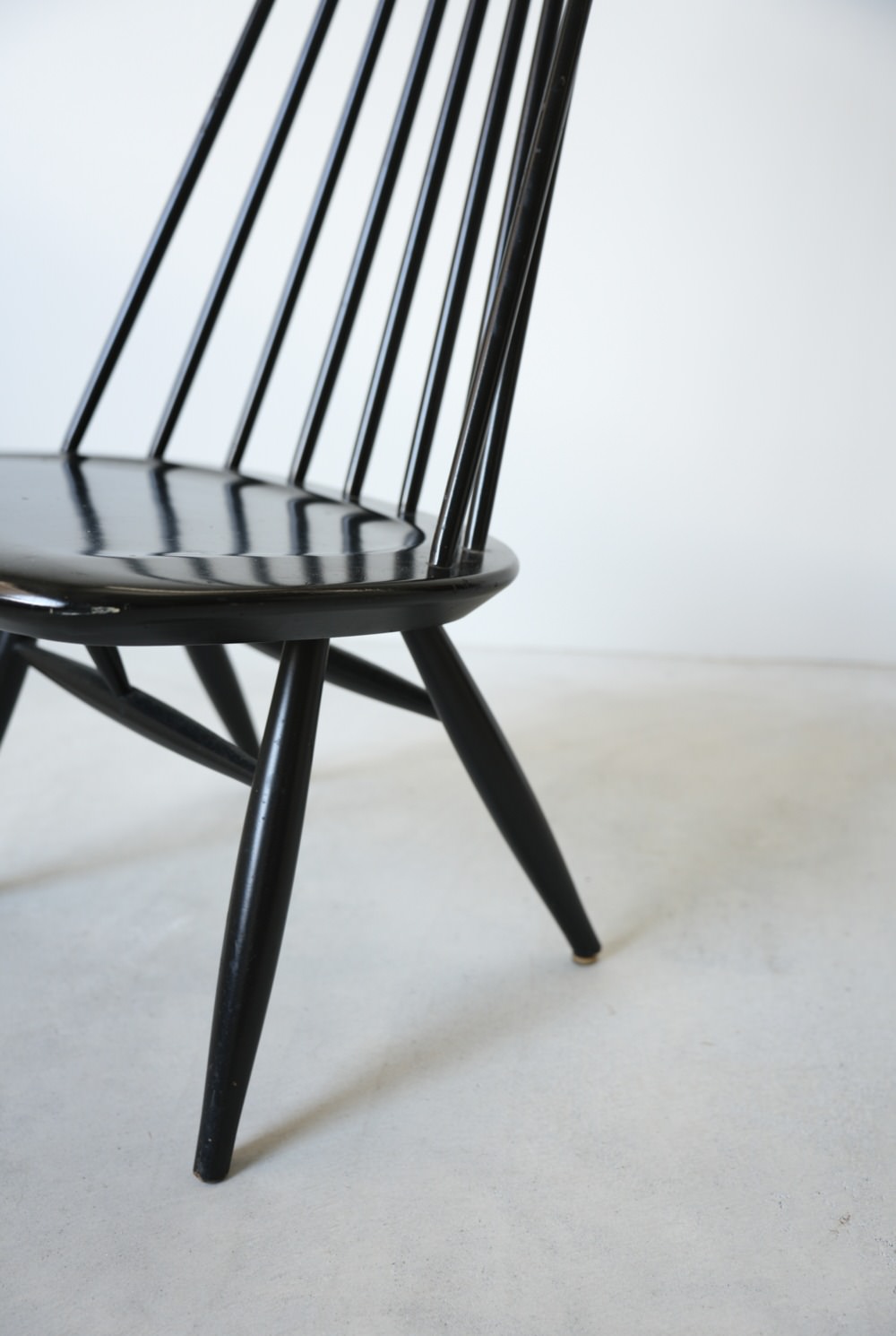 イルマリタピオヴァーライト　マドモアゼル イルマリ・タピオヴァーラ マドモアゼル ロッキングチェア | キヤ