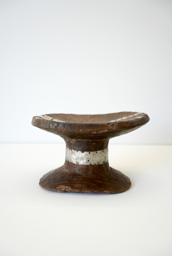 TUTSI STOOL