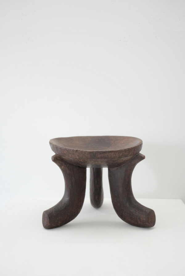 OROMO STOOL