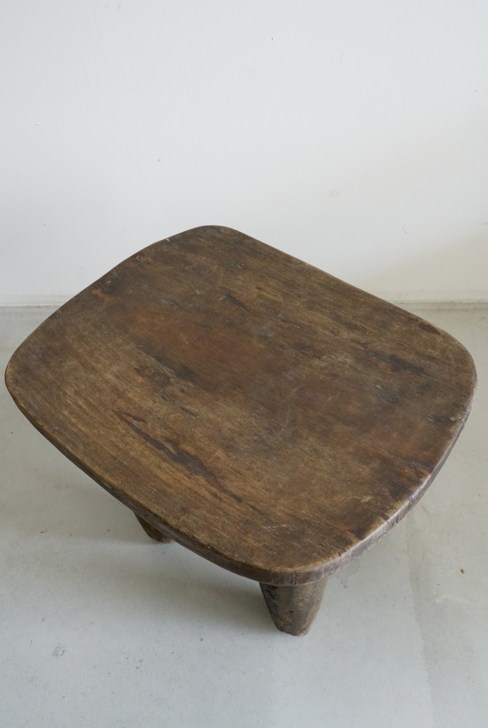 SENUFO STOOL｜LIGHT YEARS