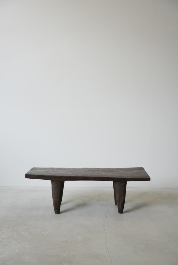 SENUFO TABLE