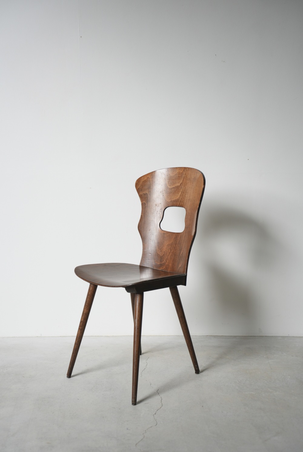 Baumann Chair / Gentiane｜LIGHT YEARS