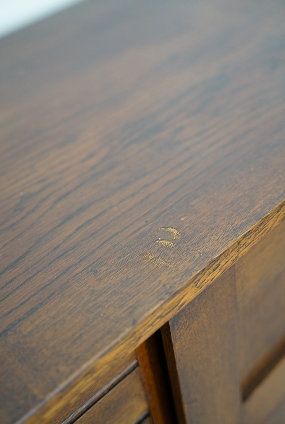 René Gabriel SIDE BOARD｜LIGHT YEARS