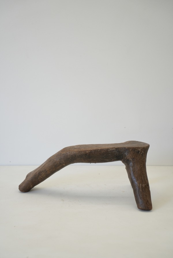 LOBI STOOL