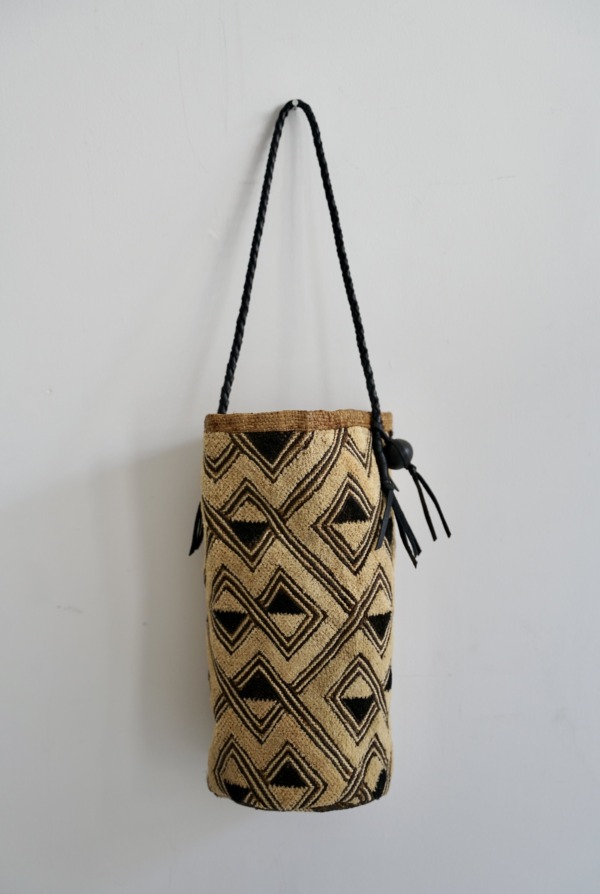 KUBA BAG bucket round semi middle