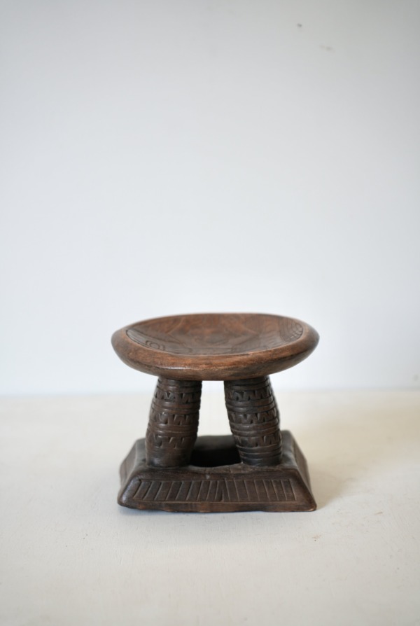BAMILEKE STOOL
