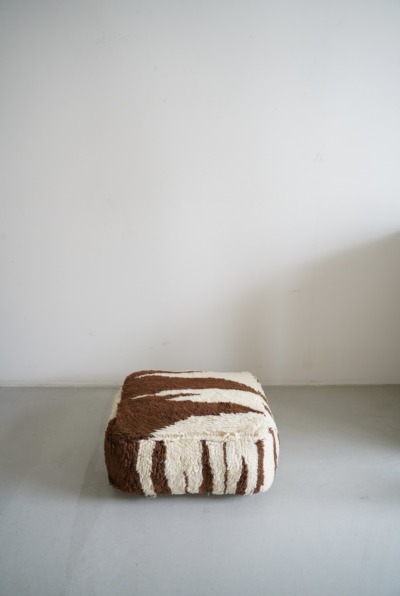 POUF / NATURAL｜LIGHT YEARS