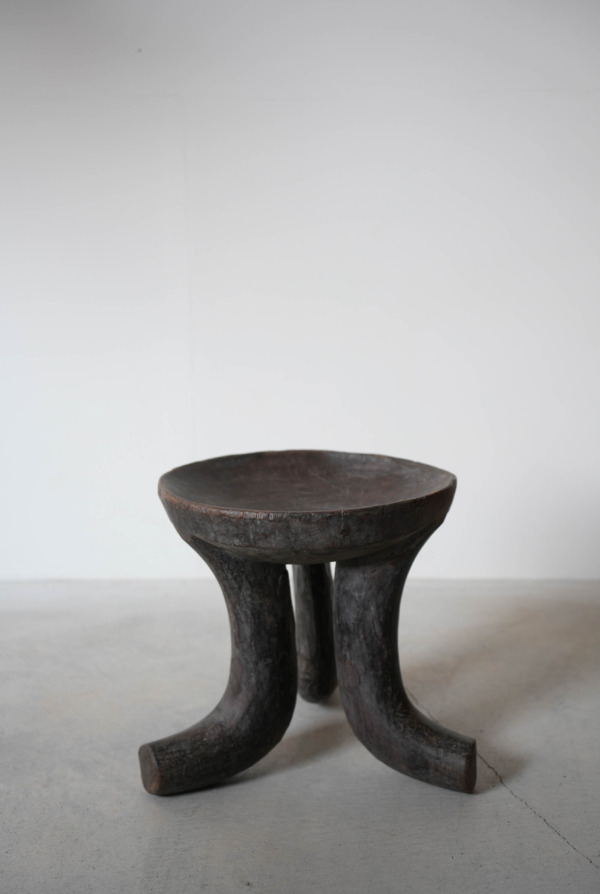 OROMO STOOL