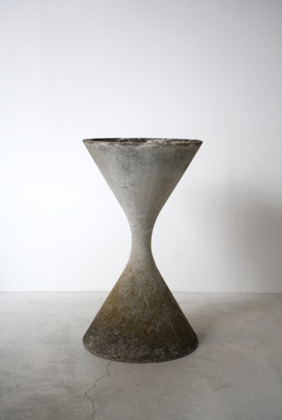 COLLECTION｜LIGHT YEARS