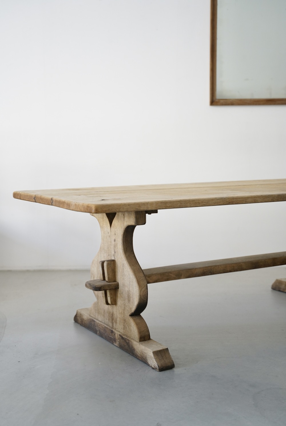 MONASTERY TABLE｜LIGHT YEARS