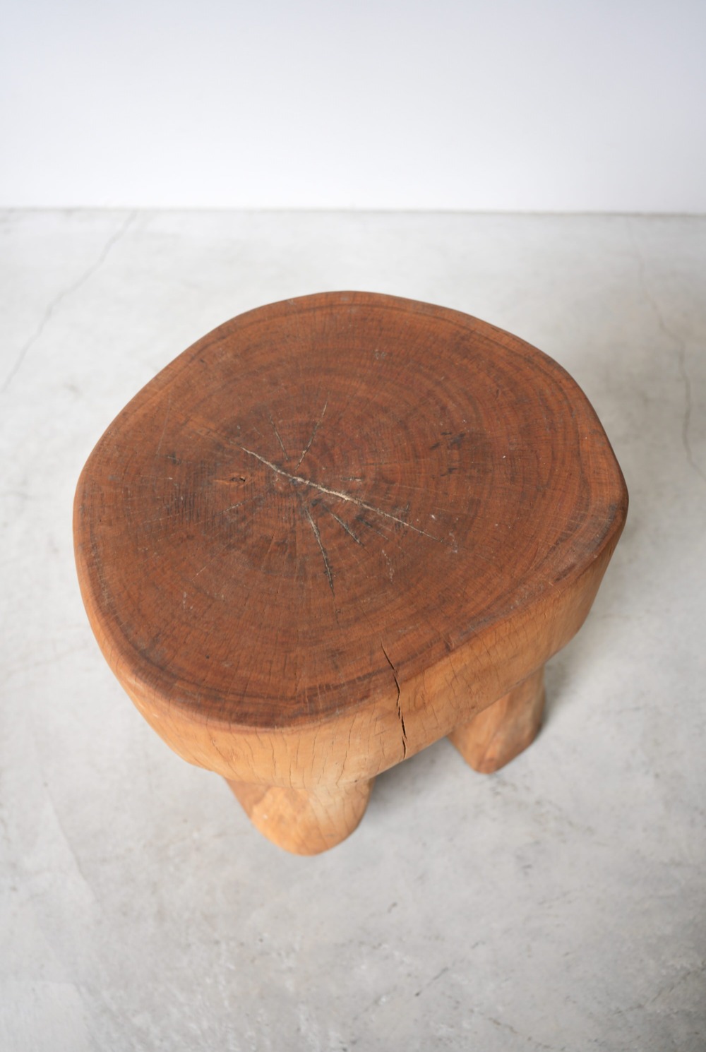 ライトイヤーズLIGHTYEARS 丸型スツール アフリカTUTSI STOOL AFRICAN STOOL｜LIGHT YEARS