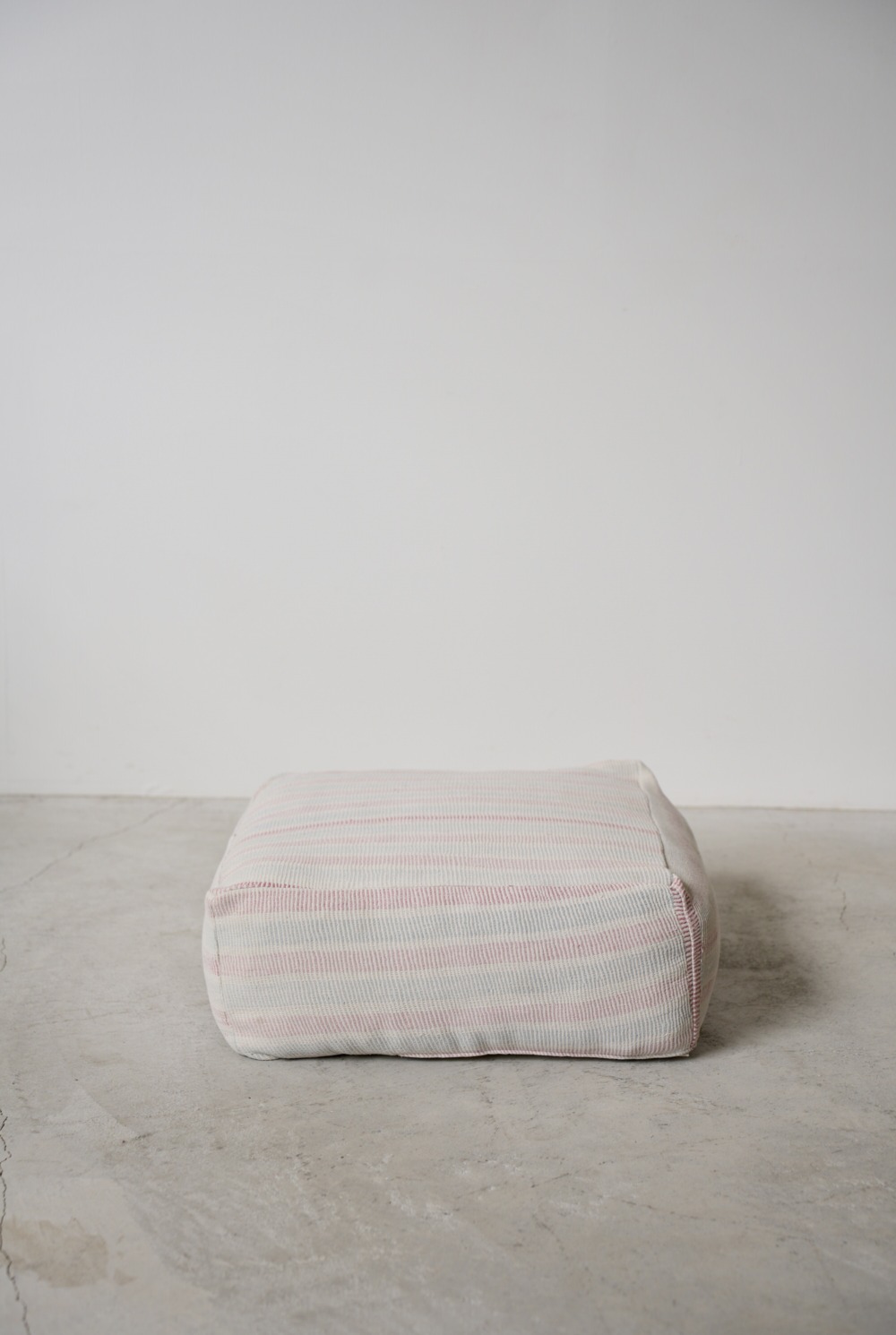 VINTAGE QUILT POUF｜LIGHT YEARS