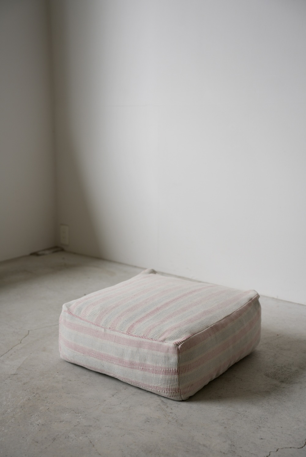 VINTAGE QUILT POUF｜LIGHT YEARS