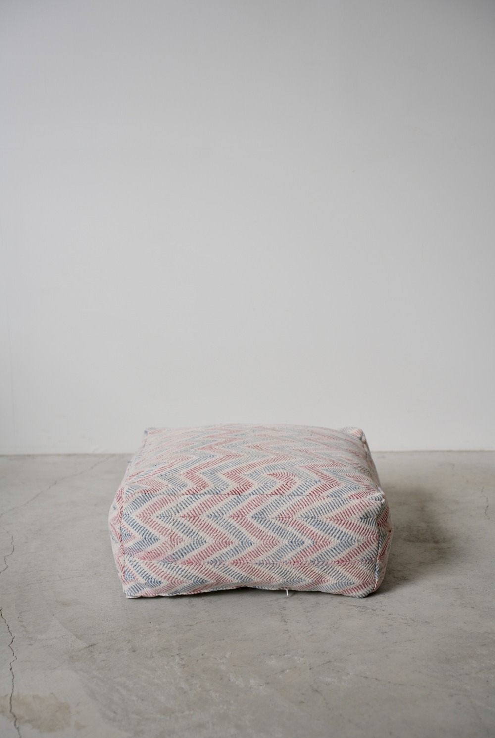 VINTAGE QUILT POUF｜LIGHT YEARS