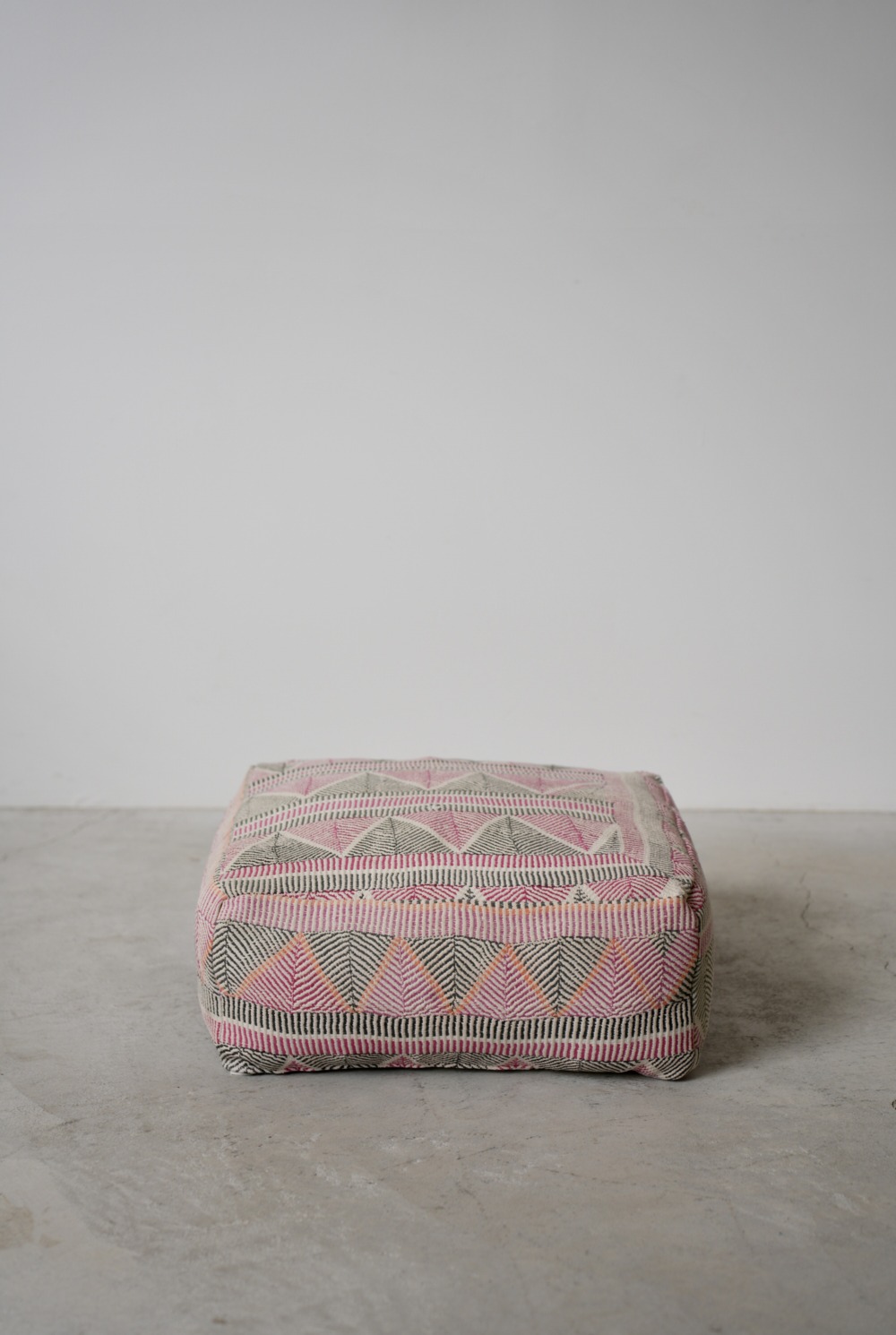 VINTAGE QUILT POUF｜LIGHT YEARS