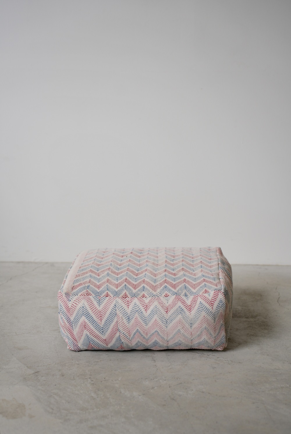 VINTAGE QUILT POUF｜LIGHT YEARS