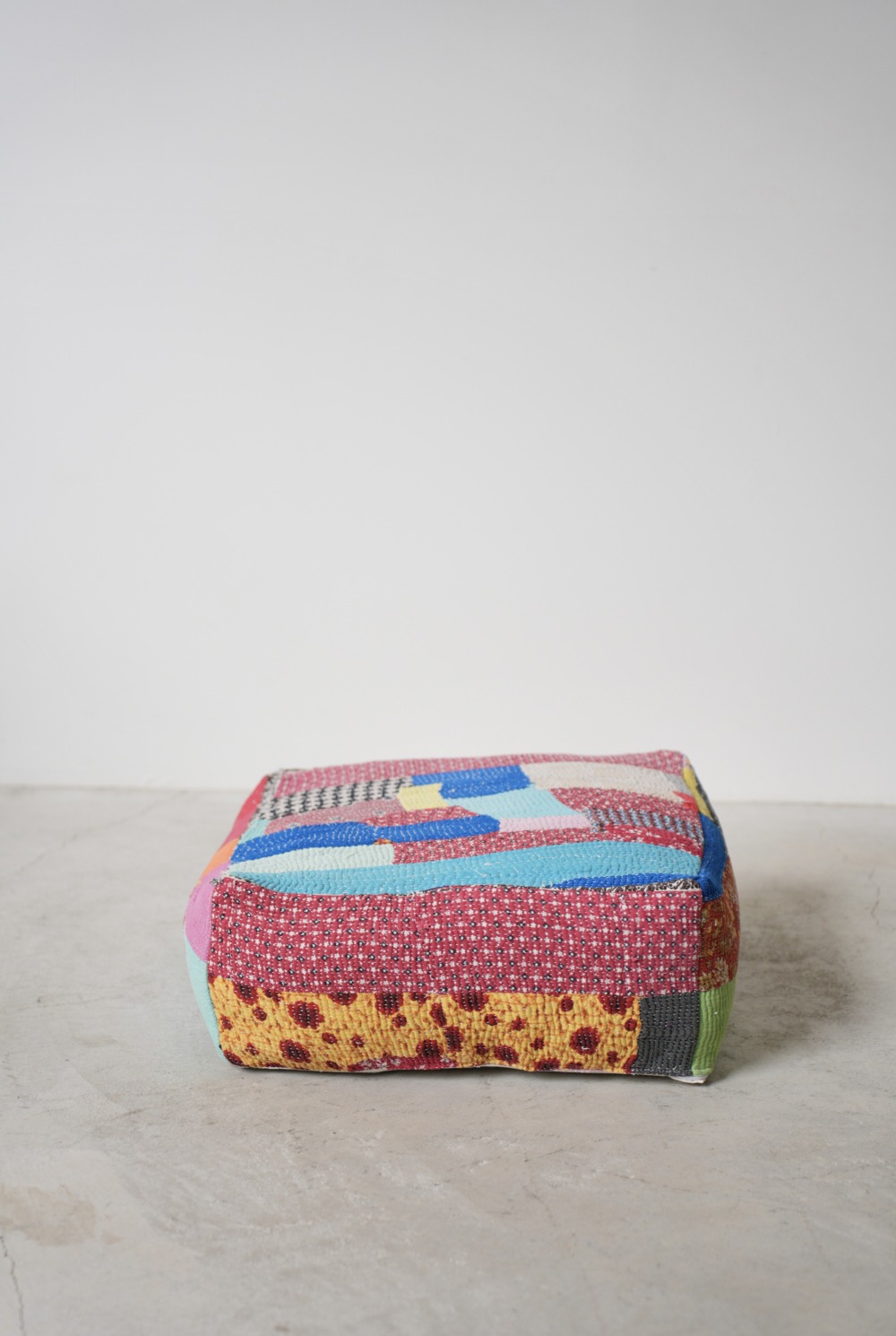 VINTAGE QUILT POUF｜LIGHT YEARS