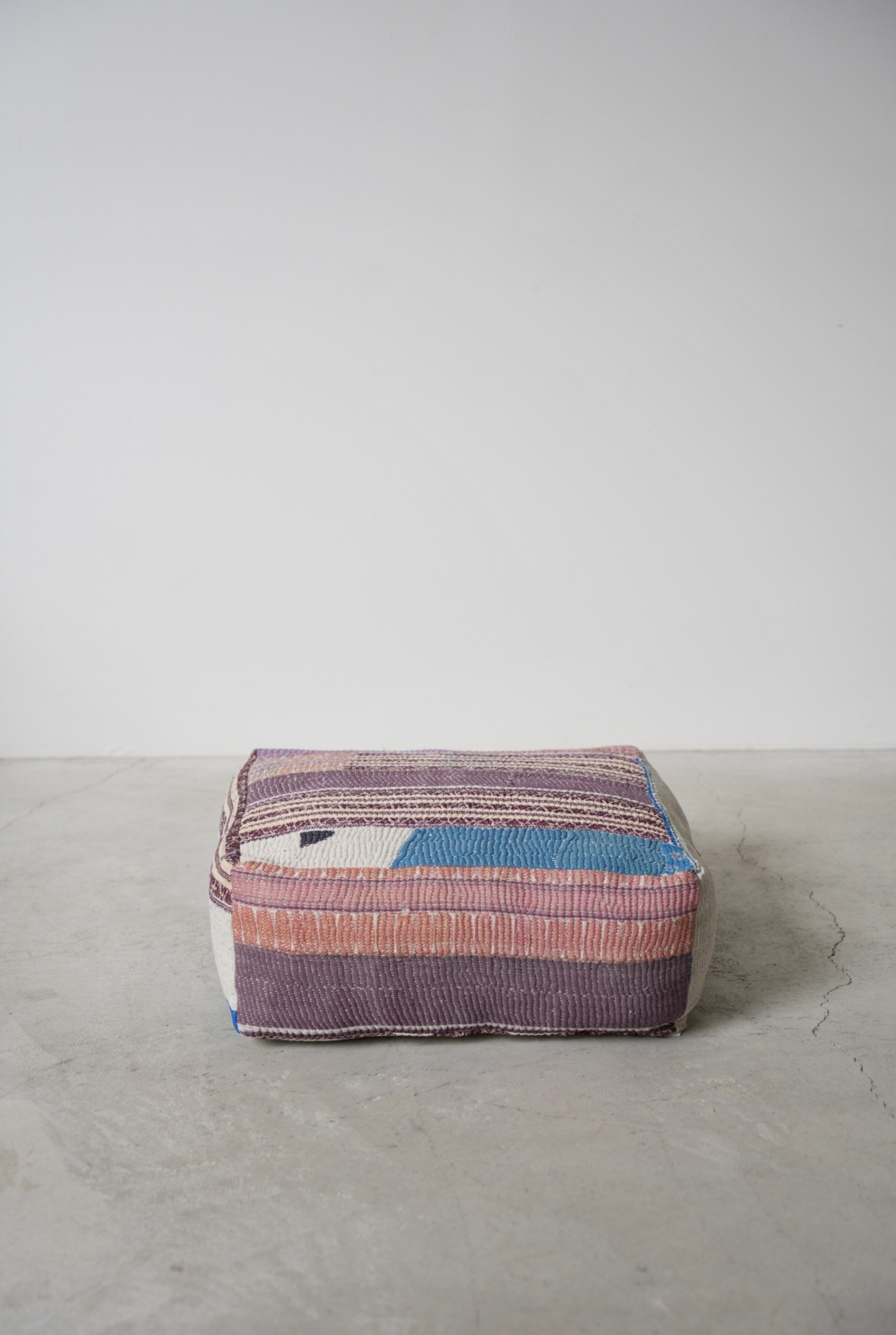 VINTAGE QUILT POUF｜LIGHT YEARS