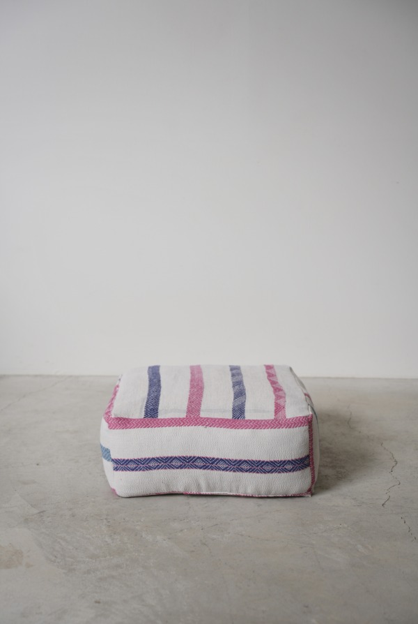 VINTAGE QUILT POUF