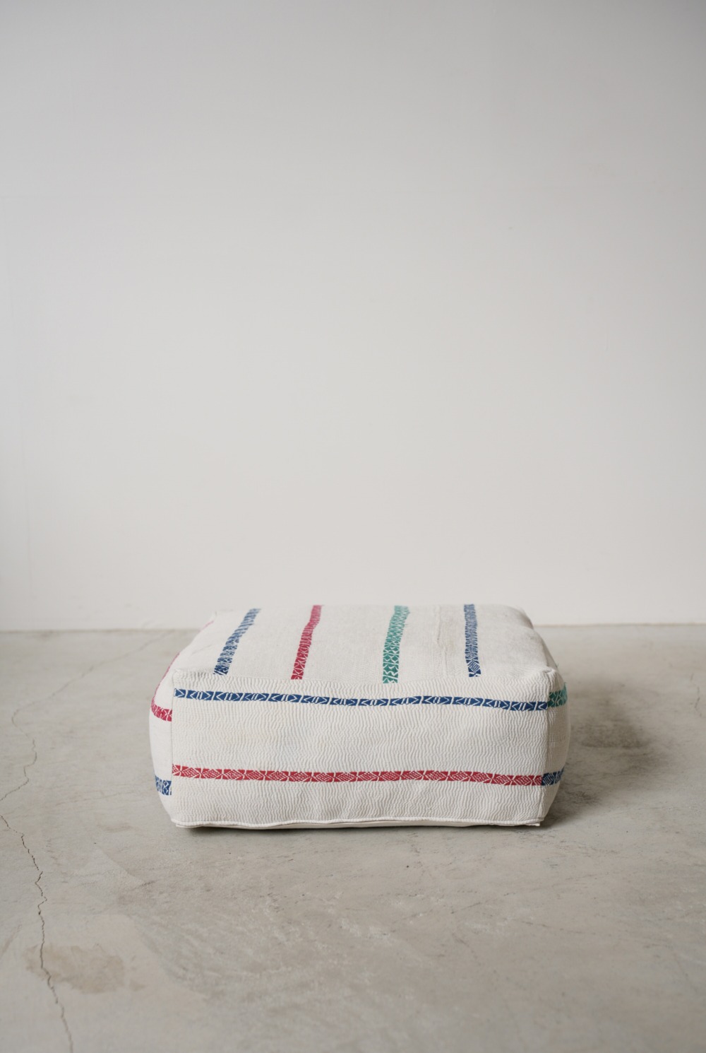 VINTAGE QUILT POUF｜LIGHT YEARS