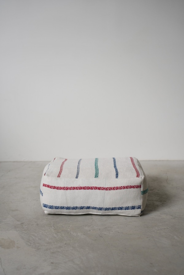 VINTAGE QUILT POUF