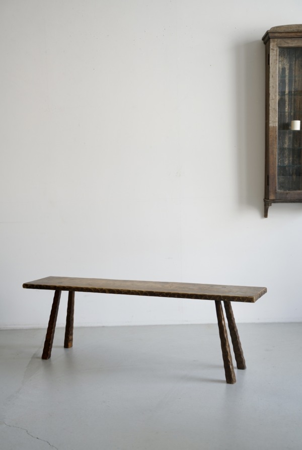 BENCH