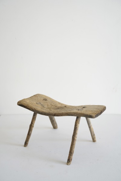 ライトイヤーズLIGHTYEARS 丸型スツール アフリカTUTSI STOOL COLLECTION｜LIGHT YEARS