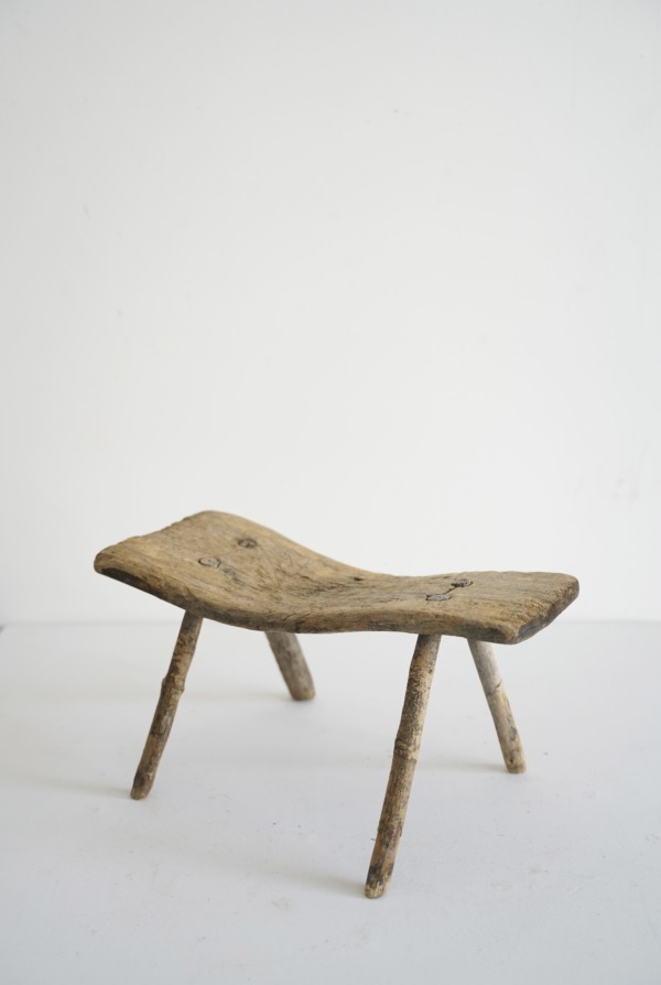 MOUNTAIN STOOL