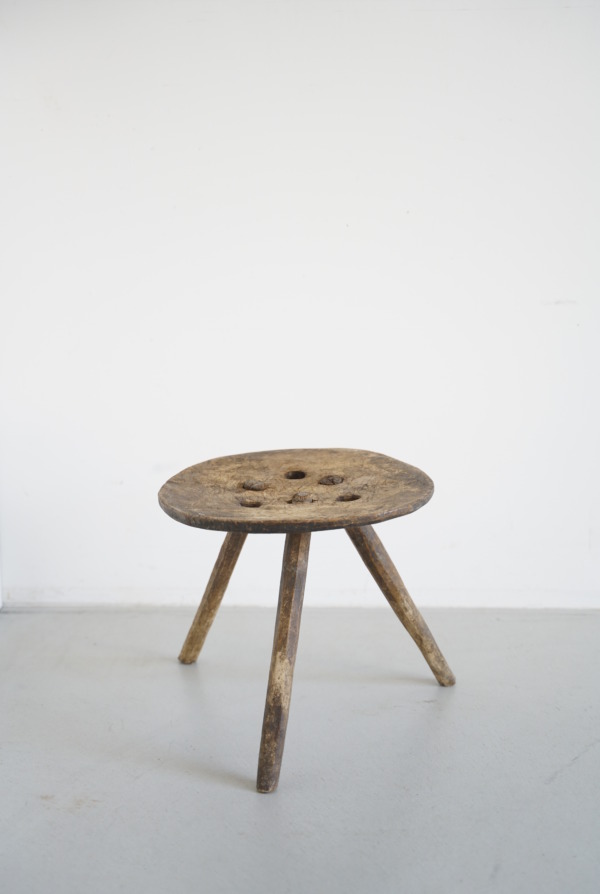 MOUNTAIN STOOL