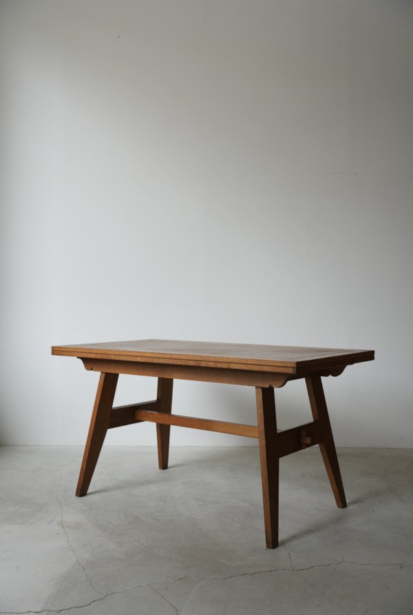René Gabriel Table