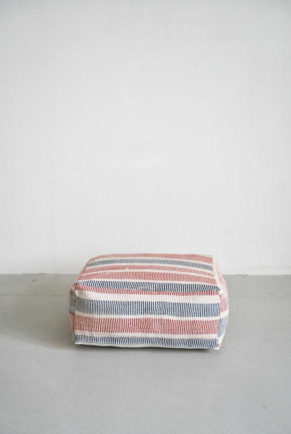 VINTAGE QUILT POUF｜LIGHT YEARS
