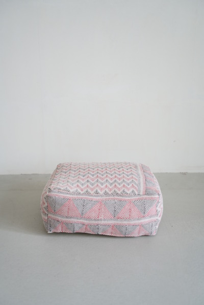 POUF / NATURAL｜LIGHT YEARS