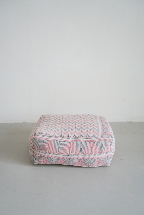 VINTAGE QUILT POUF