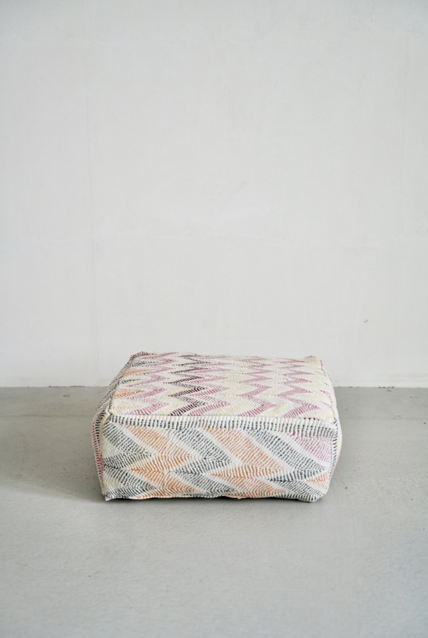 VINTAGE QUILT POUF