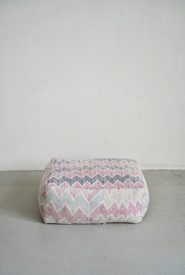 VINTAGE QUILT POUF