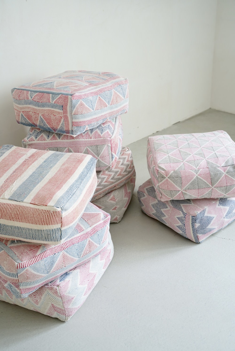 VINTAGE QUILT POUF｜LIGHT YEARS