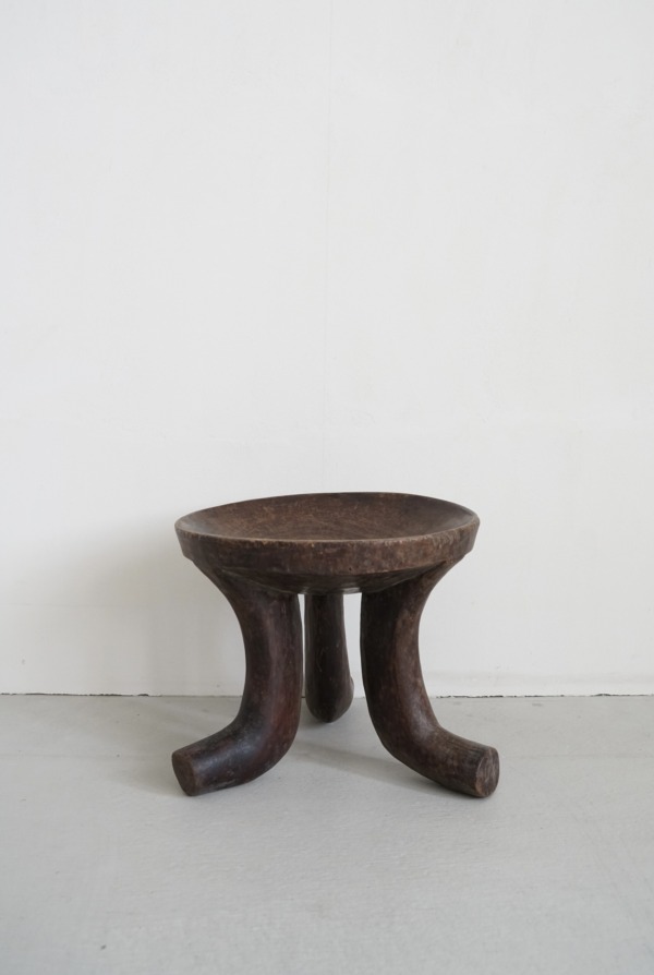 OROMO STOOL