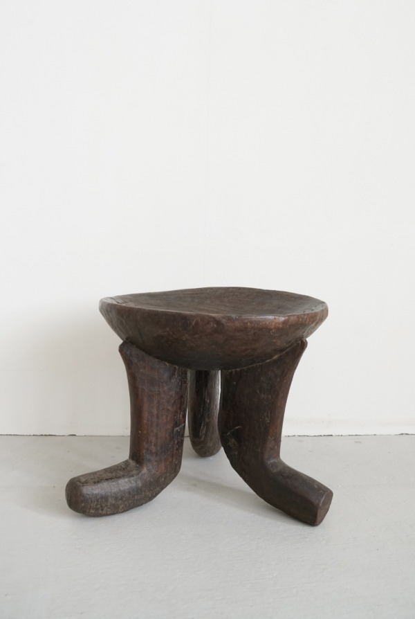 OROMO STOOL