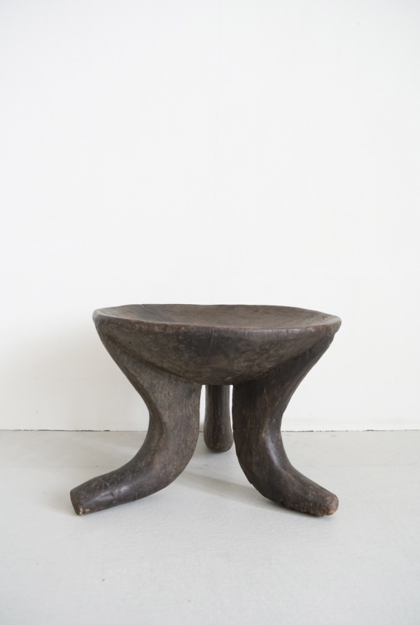 OROMO STOOL