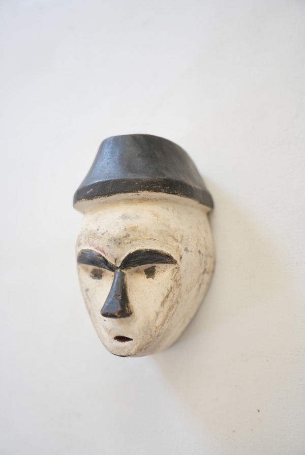 PASSPORT MASK