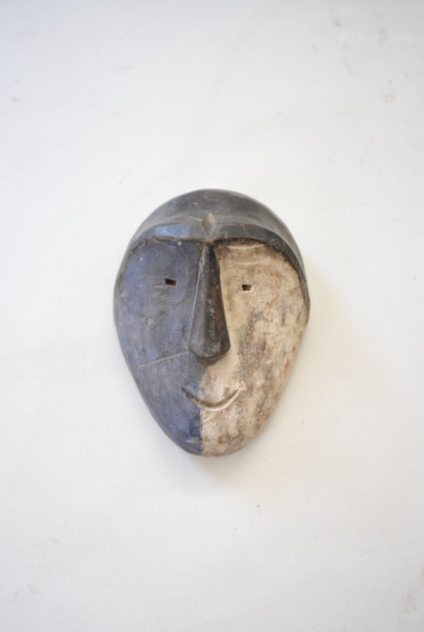 PASSPORT MASK