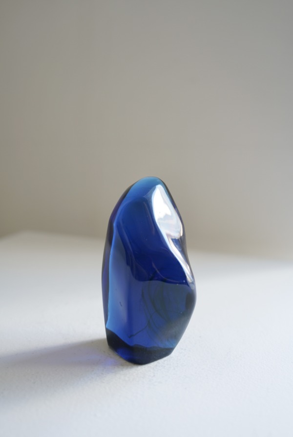 NATURAL GLASS