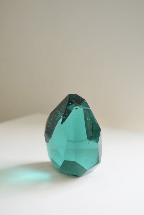NATURAL GLASS