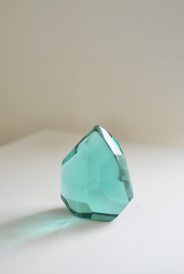 NATURAL GLASS