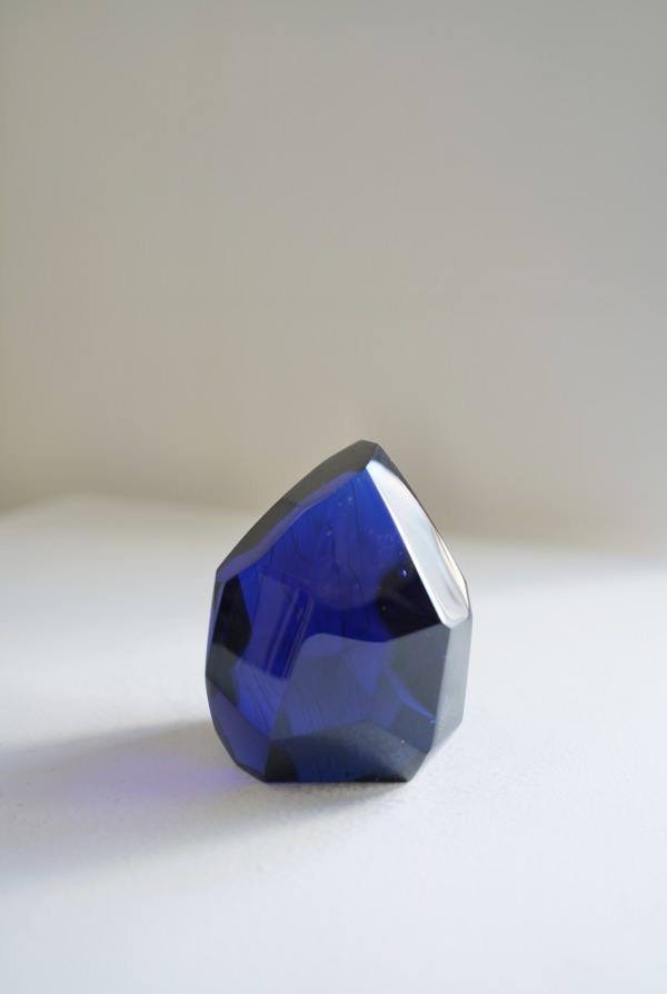 NATURAL GLASS