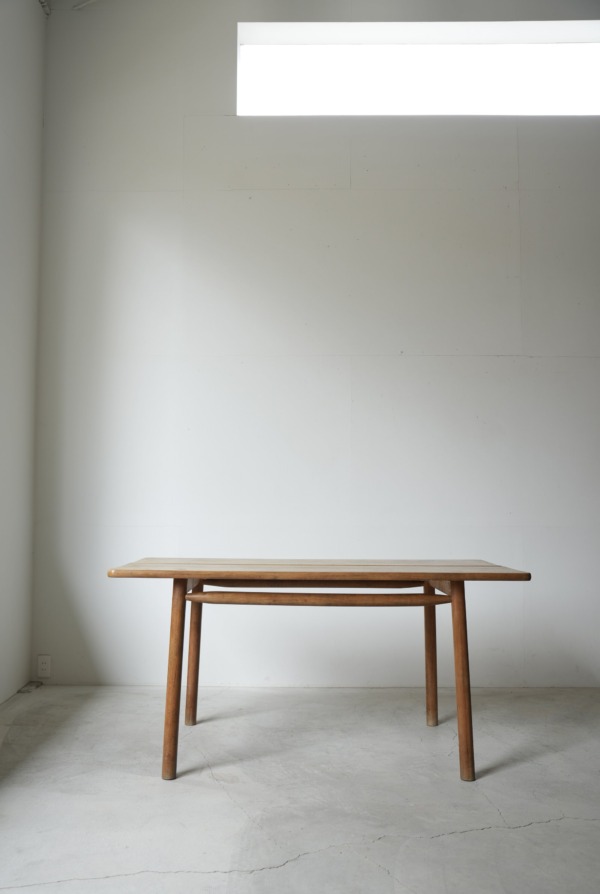 Pierre Gautier Delay / Grain de Cafe Table